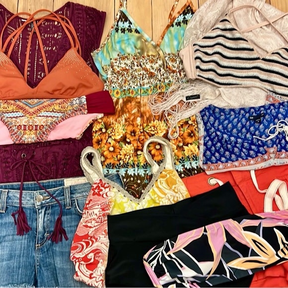 Body Glove Other - SUMMER SALE LOT 🌞  Swimsuits/Coverups, Dresses, Tops/Bottoms  12 for $125